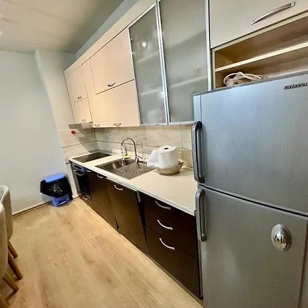 Edi's Apartment *