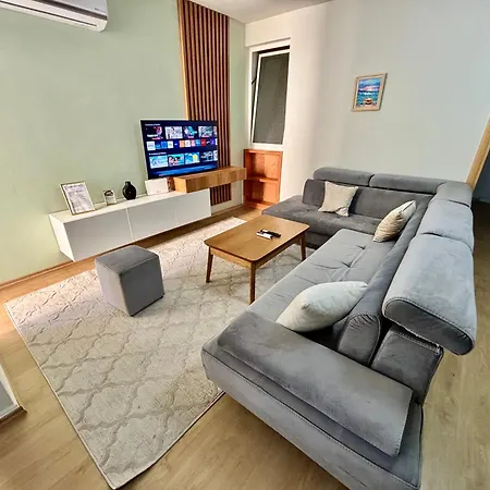 Apartment Edi's Tirana