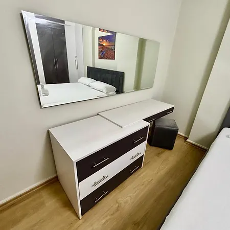 Apartment Edi's Tirana